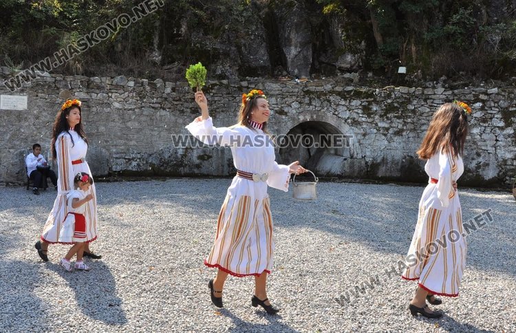 Легендата за нимфите пресъздадоха край Каснаково