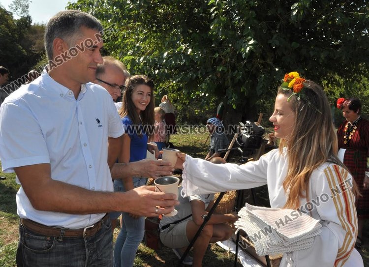 Легендата за нимфите пресъздадоха край Каснаково