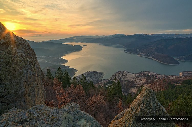 Фотограф от Димитровград лектор на пленер в Кърджали