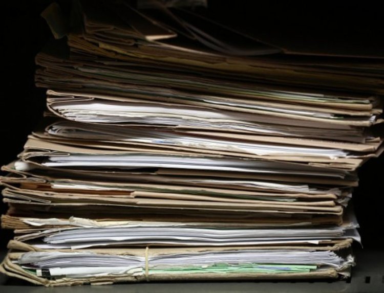 Депутатите не одобриха закриването на Комисията по досиетата  