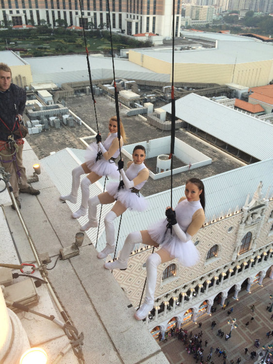 Жената-каучук на 7-и в Хасково. Сирма Добрева: Все някога човекът ще полети