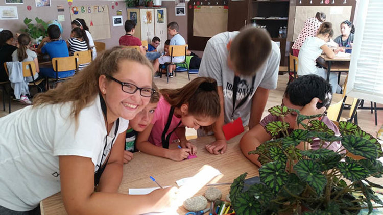 Образование с любов и забавно лято за деца от Крумовград и Кирково