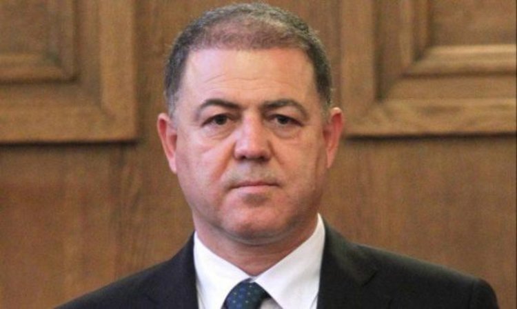 Ненчев: С ген. Радев трябва да се занимава прокуратурата