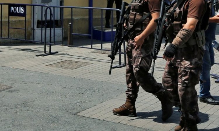 Полицията в Турция предотвратила самоубийствена атака