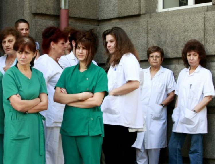 Силен недостиг на медицински сестри у нас