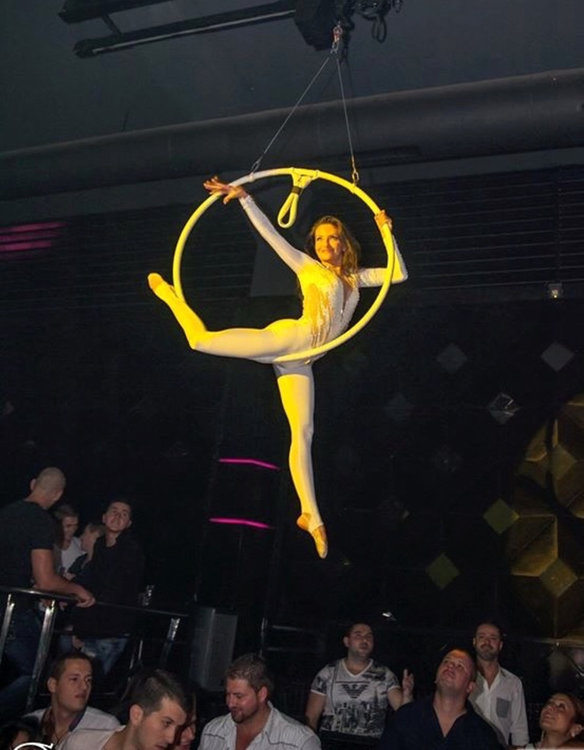 Жената-каучук на 7-и в Хасково. Сирма Добрева: Все някога човекът ще полети