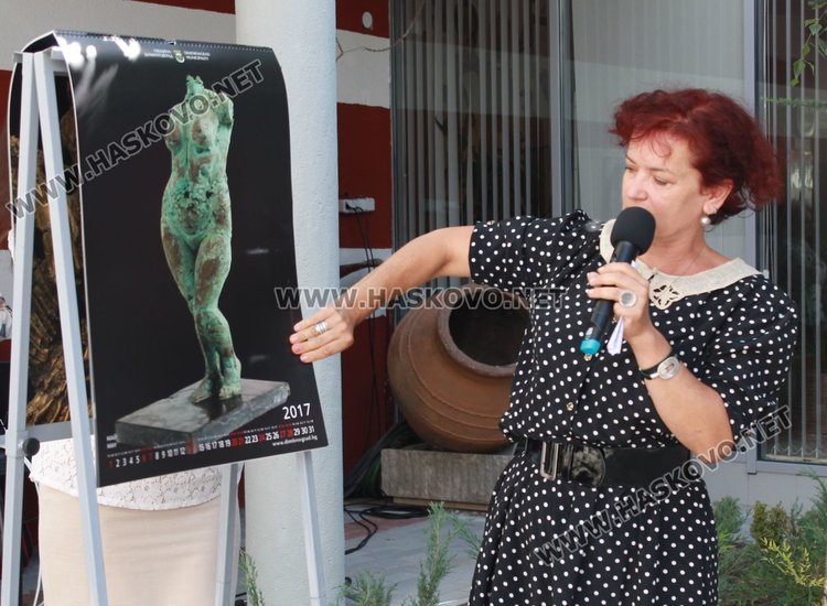 Представиха 9-ото издание на уникалния календар на Община Димитровград