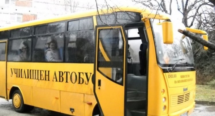 Масови проверки на училищните автобуси преди 15 септември