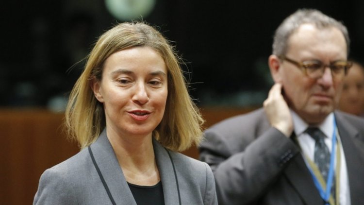 Няма да има в скоро време европейска армия, обяви Брюксел