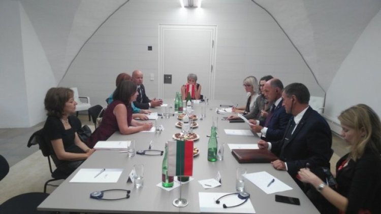 Бъчварова иска още офицери от Фронтекс по границата у нас