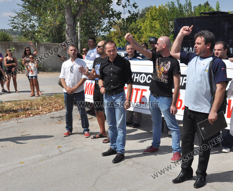 Бунт срещу мигрантите в Харманли: Това е организирано нашествие. Да спрем ислямизацията! 