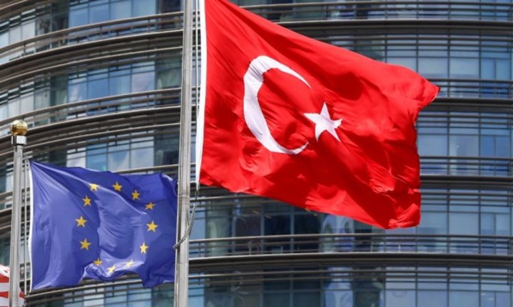 Турция склонна на забавяне на визовата либерализация за ЕС