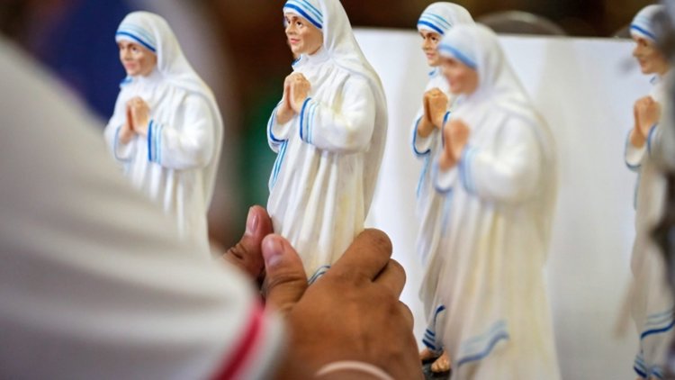 Канонизират майка Тереза