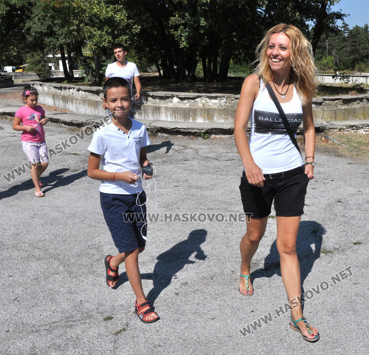 В Кенана палят скарите за панаира, пускат симулатор на скоростно влакче 