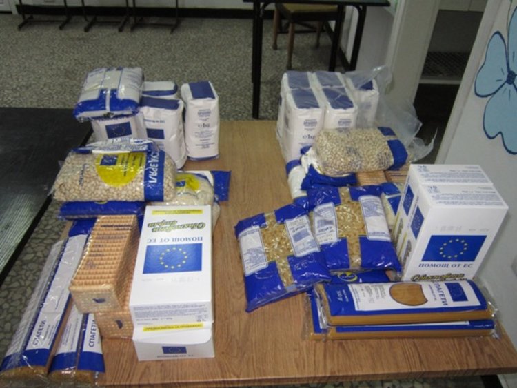 БЧК започна раздаването на хранителни помощи