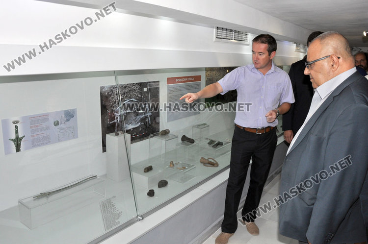 Кмет, областен, депутат и Божидар Димитров откриха зала „Археология“ 
