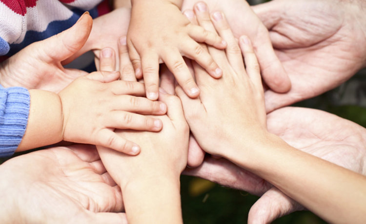 Български семейства ще отглеждат деца бежанци