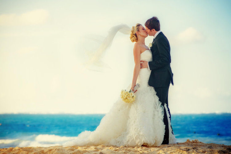 „Чети етикета”: Колко пари трябва да имаш, за да се ожениш?