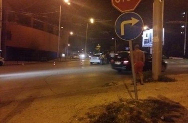 Плевенски търговец в тежко състояние след взрив в магазина му