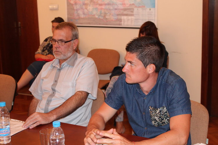 ДПС и патриотите се изпокараха за секретарското място в РИК