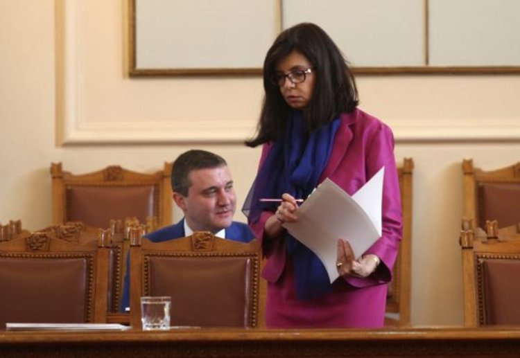 Кунева: Правилно е Борисов да поеме председателството на ЕС
