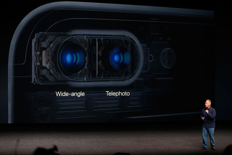 Представиха iPhone 7 и 7 Plus. Безжични слушалки и най-добрата камера