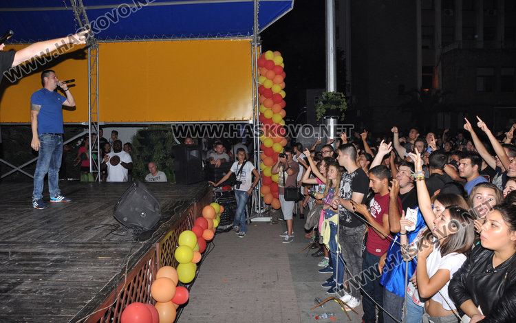 Ъпсурт взриви площада в Хасково