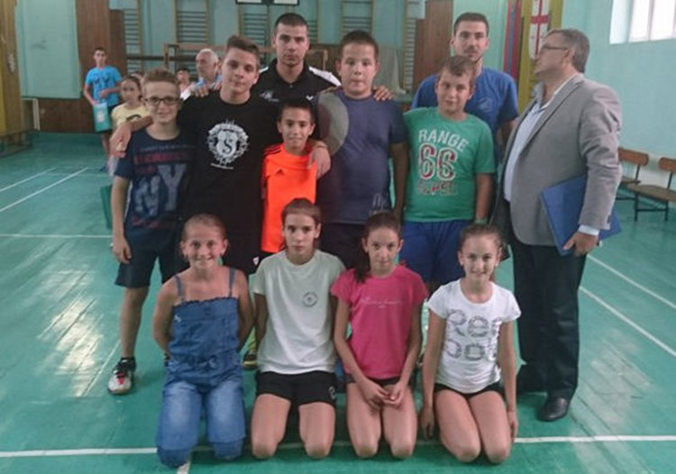 Четирима президенти на федерации по бадминтон бяха на финала на турнира в Първомай