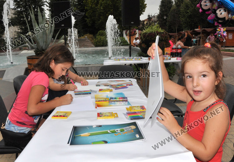 Хора с увреждания демонстрираха воля за спорт на площада