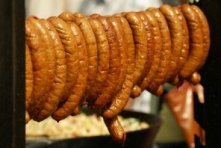 Спипаха колбаси с неустановен произход