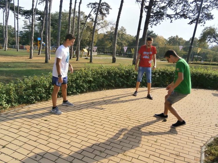 Приказката на доброволците тази година беше писана в Карлово