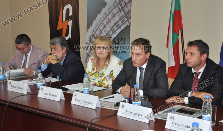 Добрев и Домусчиев съдействат по искане на Свиленград за промяна в закона за хазарта