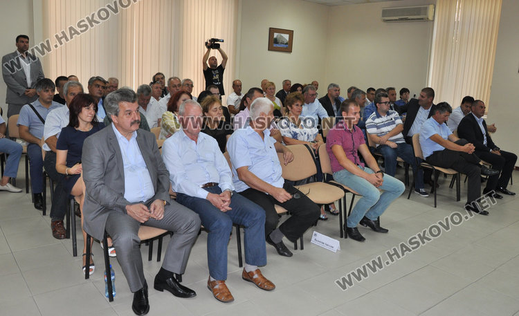 Димитровград иска кръгово до Язаки по пътя за Хасково