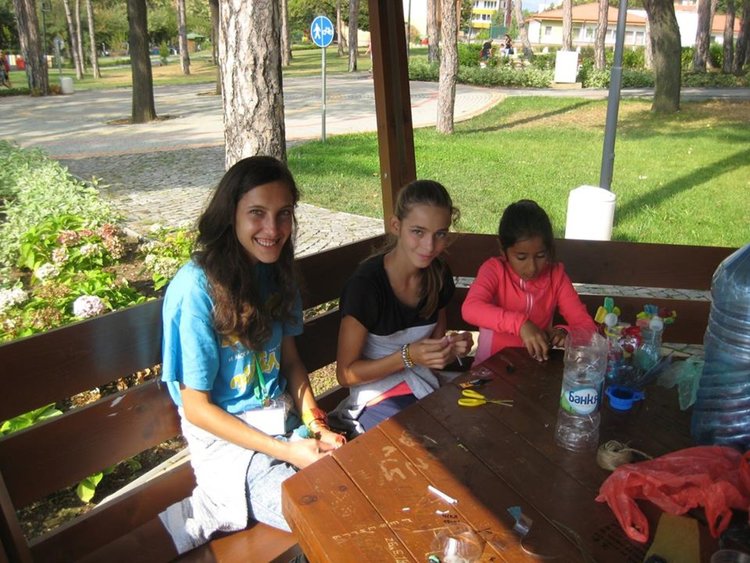 Приказката на доброволците тази година беше писана в Карлово