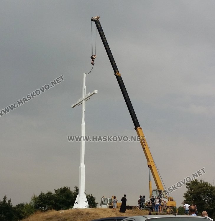 В Бряст е втория кръст, издигнат в село в Община Димитровград