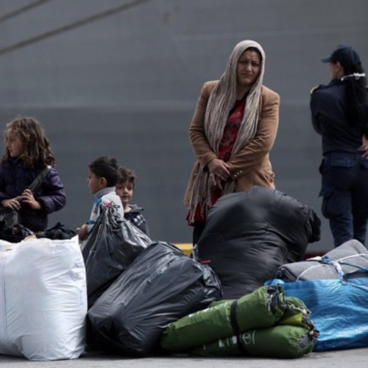 Бежанците в Турция масово се завръщат в Сирия