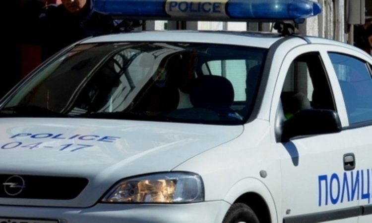 Катаджии палят гуми в центъра на Хасково пред шефове от МВР