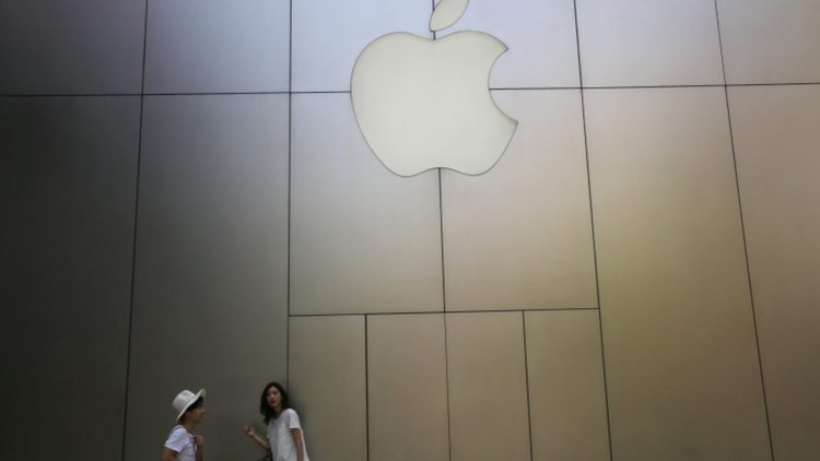 Apple: Уволнения в отдела за безпилотна кола