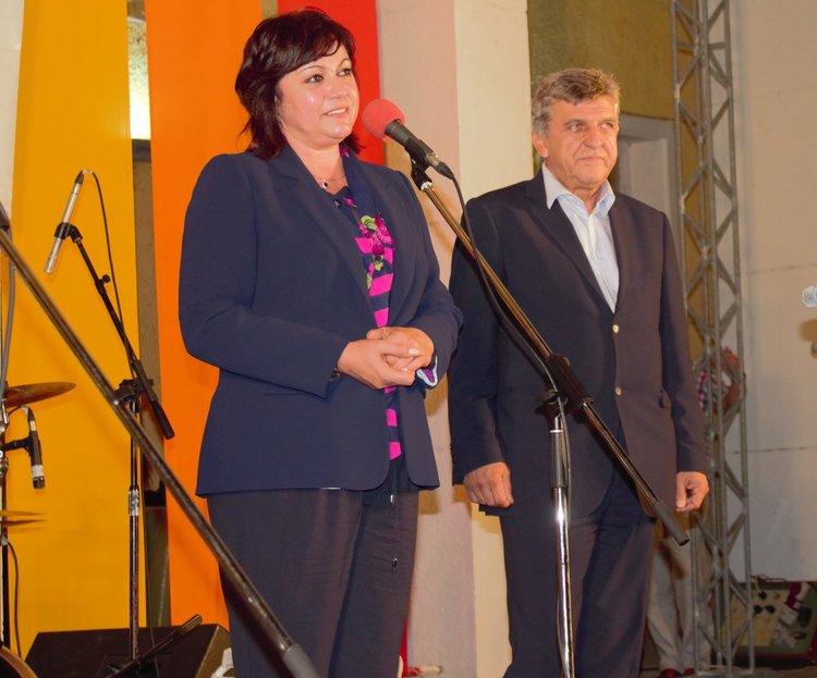 Корнелия Нинова беше гост на Празника на тракийската музика