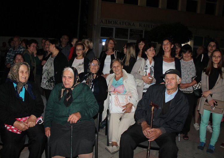 Магия от български танци плени сърцата на ардинчани