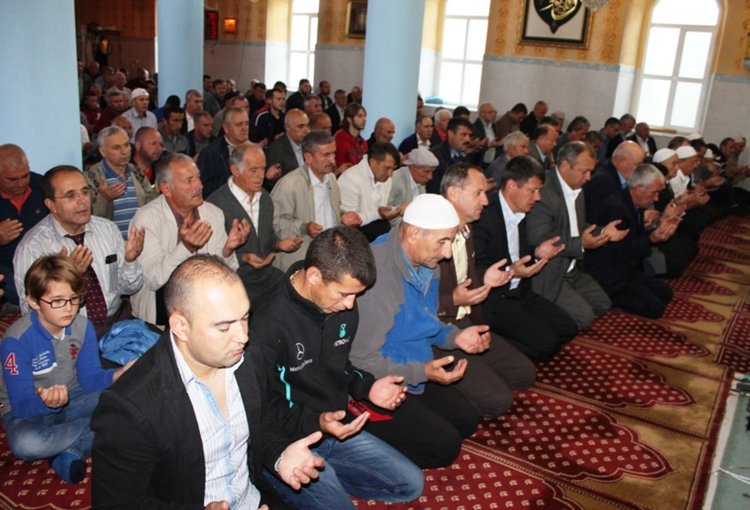 Джамията в Ардино се напълни за Курбан Байрам