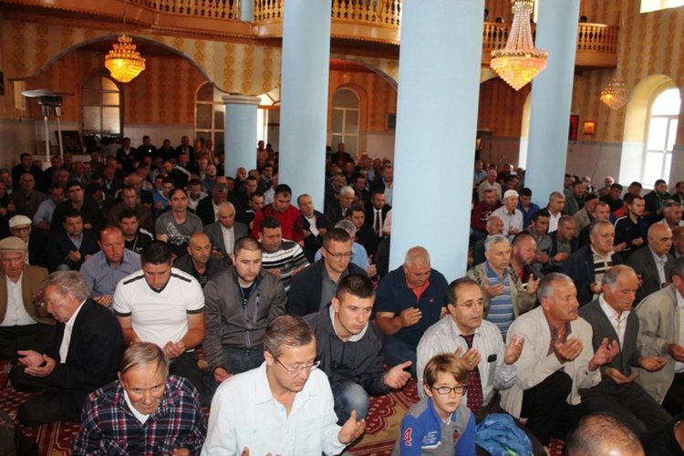 Джамията в Ардино се напълни за Курбан Байрам