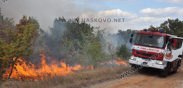 Търсят подпалвачи рибари за горския пожар край Малък извор