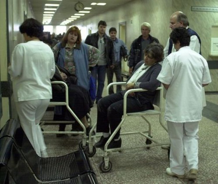 Лекарите в ”Пирогов” ще имат лични паник-бутони