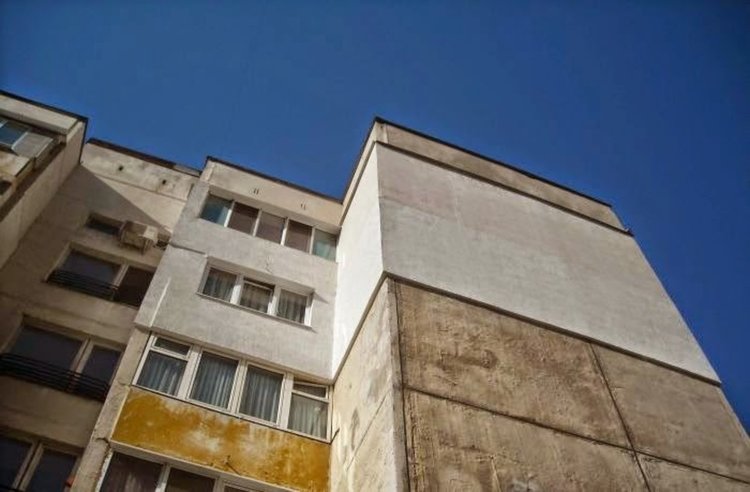 Областният управител на Смолян поиска повече сгради в Смолянско да се включат в програмата за саниране 