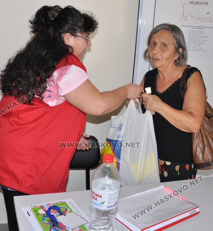 Чакат социално слаби до края на септември да си приберат помощите