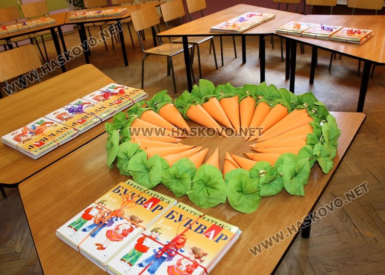 ОУ "П.Славейков" в очакване на 111 първокласници  на 15 септември