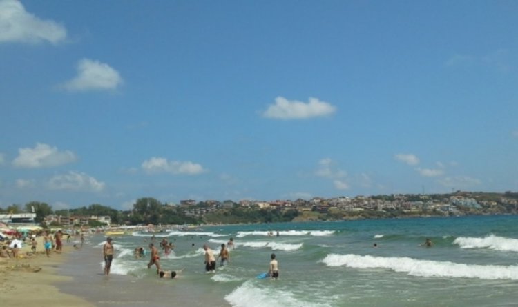 Сезонът по морето продължава до октомври