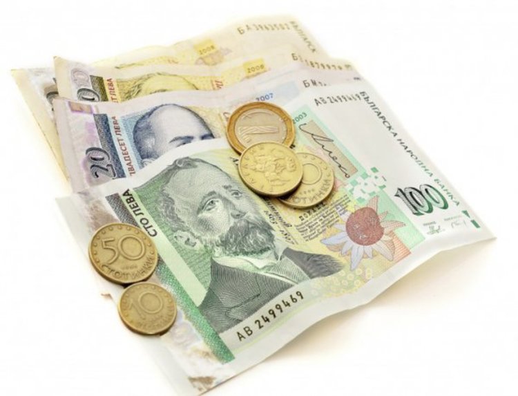 Общините масово харчат главно за заплати, почти не инвестират  