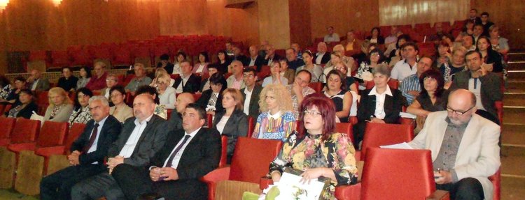  Областният управител на Смолян пред учителите: Предизвикателствата се увеличават не само заради демографската криза